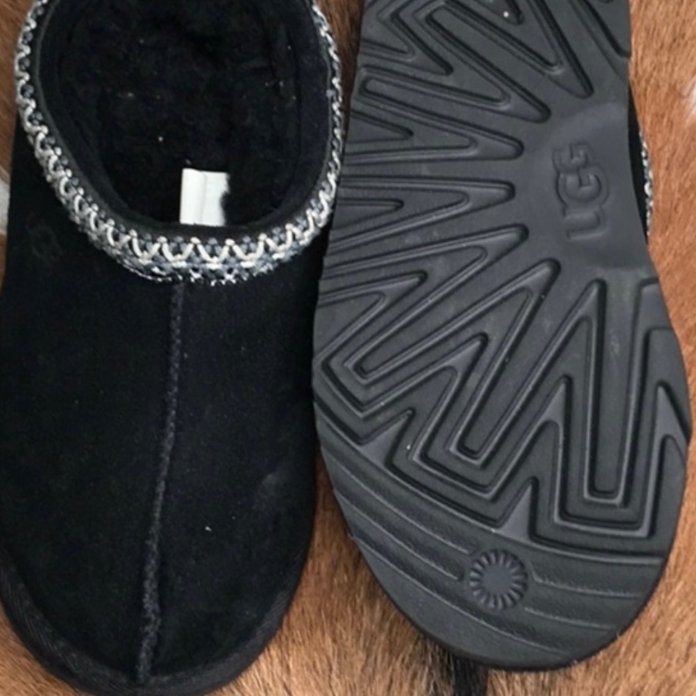 Ugg black slippers size 13